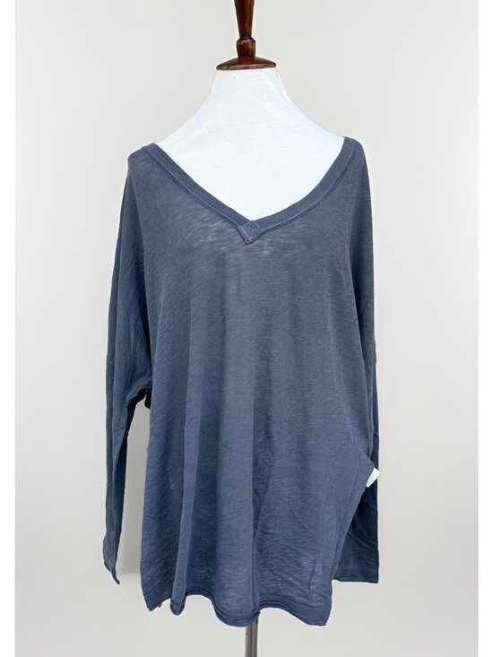Free People Tops - FREE PEOPLE On My Mind Oversized V-Neck Long Sleeve Shirt Gray Size L Pullover